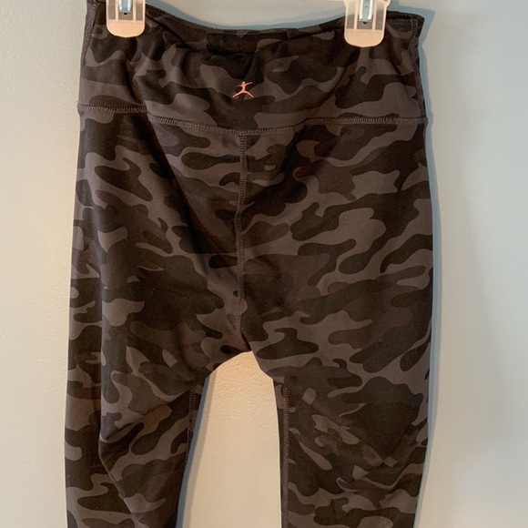 Danskin army - Picture 5 of 5